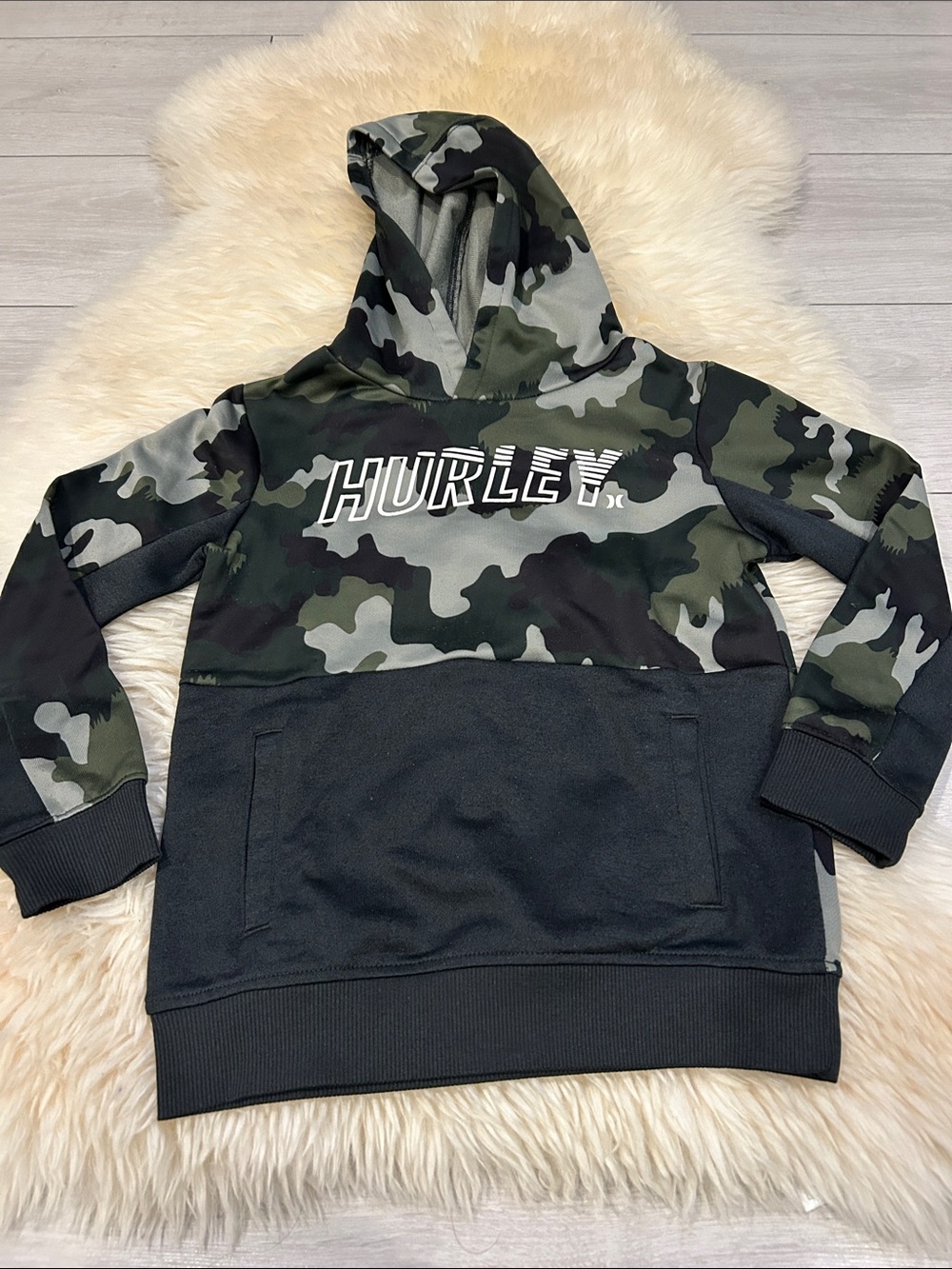 Hurley Kids Camo Pullover Hoodie in Green and Black